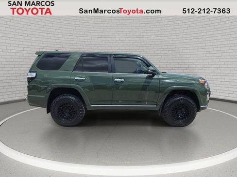 Used 2022 Toyota 4Runner Limited AWD/4WD image 5