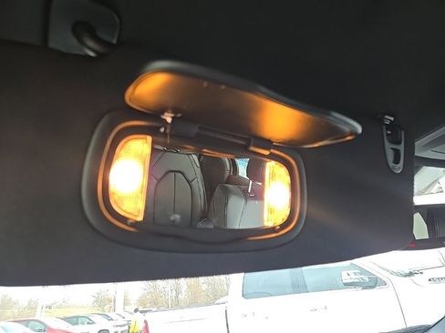 New 2026 Chrysler Pacifica Select image 65