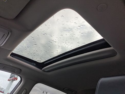 Used 2025 Honda CR-V EX-L image 26