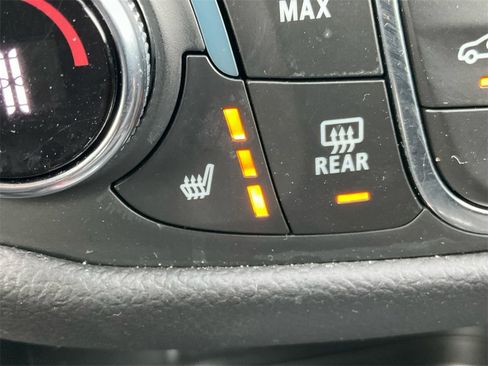 Used 2022 Chevrolet Equinox LT image 22