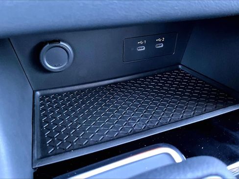 New 2026 Nissan Pathfinder SV image 17