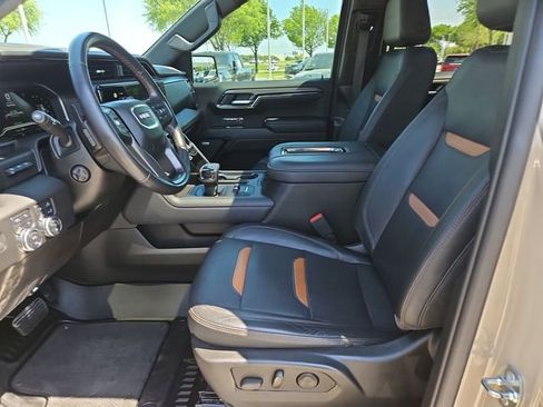 Used 2022 GMC Sierra 1500 AT4 w/ Technology Package image 19