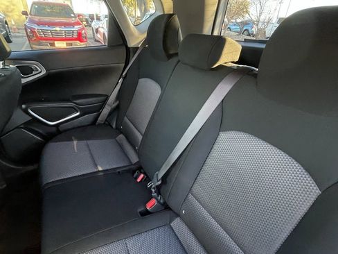 Used 2024 Kia Soul LX w/ Option Group 015 image 22