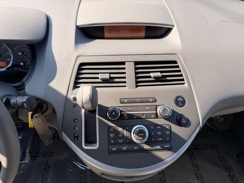 Used 2009 Nissan Quest w/ Seat Pkg image 12