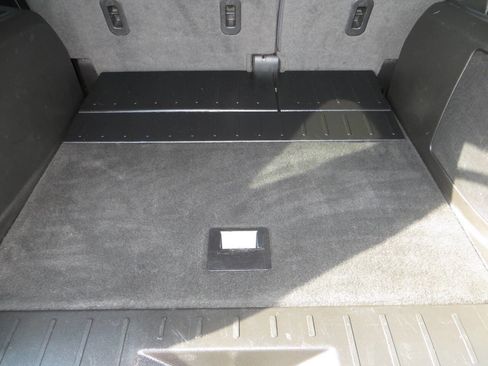 Used 2017 Chevrolet Equinox LT w/ Convenience Package image 28