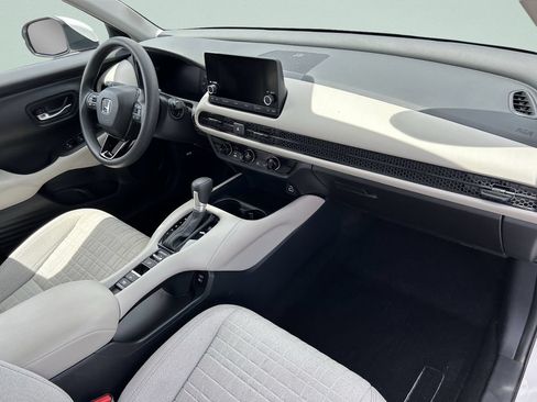 Used 2025 Honda HR-V LX image 16