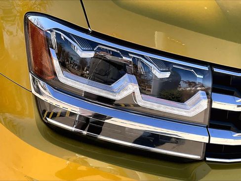 Used 2018 Volkswagen Atlas SE image 24