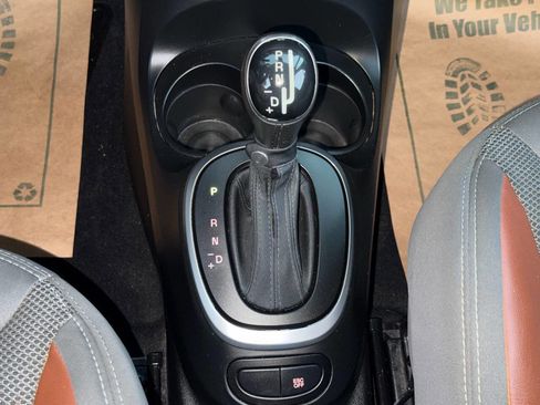 Used 2014 FIAT 500L Trekking FWD image 34