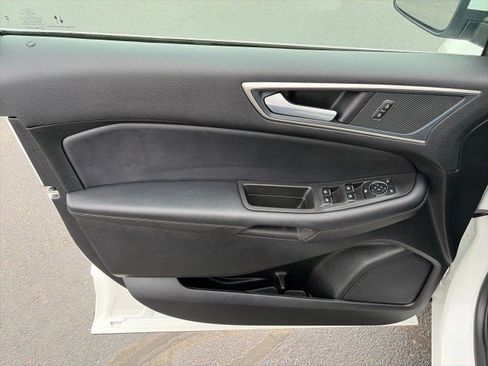 Used 2024 Ford Edge SEL w/ Convenience Package AWD/4WD image 12