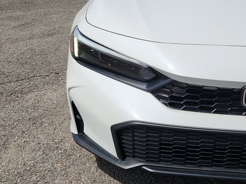 Certified 2025 Honda Civic Sport image 9