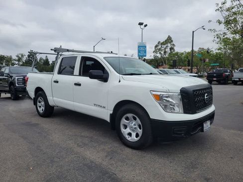 Used 2017 Nissan Titan S RWD image 7