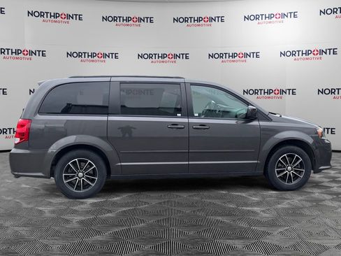 Used 2015 Dodge Grand Caravan R/T w/ Driver Convenience Group FWD image 7