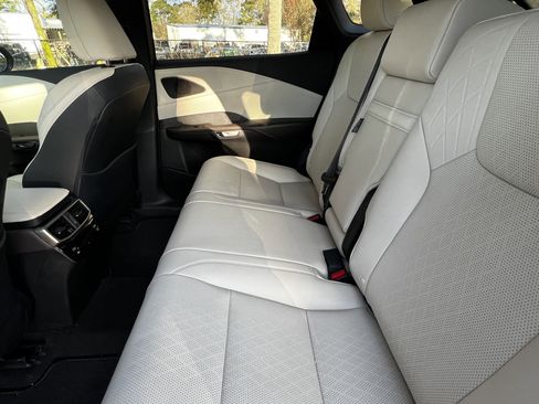 Used 2025 Lexus RX 350 Premium Plus image 31
