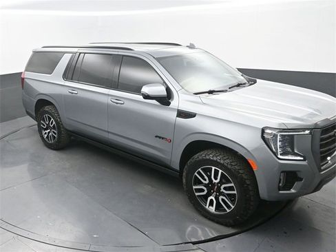 Used 2023 GMC Yukon XL AT4 w/ AT4 Premium Plus Package image 30