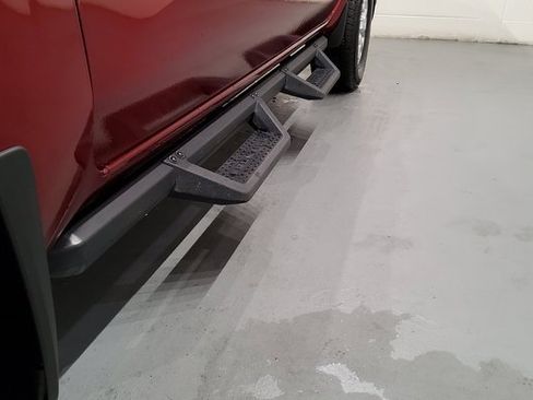 Used 2023 Nissan Frontier SV w/ Tow Package image 16