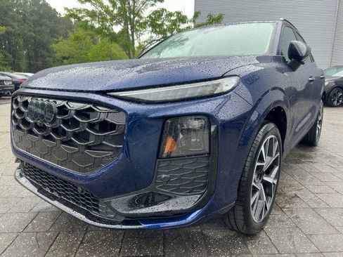New 2026 Audi Q3 quattro 2.0T AWD/4WD image 1