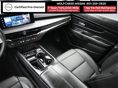 Certified 2025 Nissan Murano SV image 13