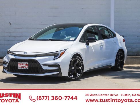 Certified 2025 Toyota Corolla FX w/ Convenience Package FWD image 1