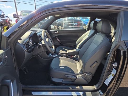 Used 2016 Volkswagen Beetle 1.8T FWD image 9