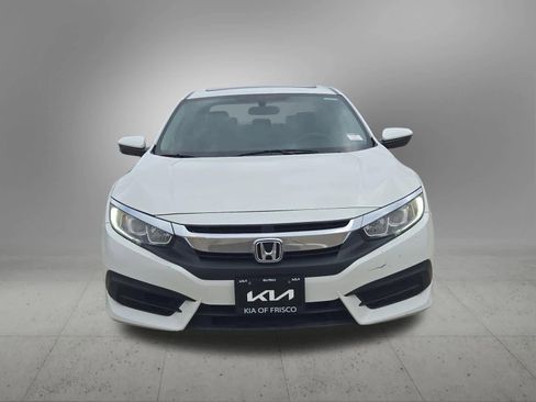 Used 2017 Honda Civic EX image 9