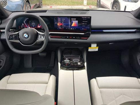 New 2026 BMW 530i w/ Premium Package image 15