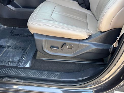 Used 2024 Ford Expedition Max Limited AWD/4WD image 23