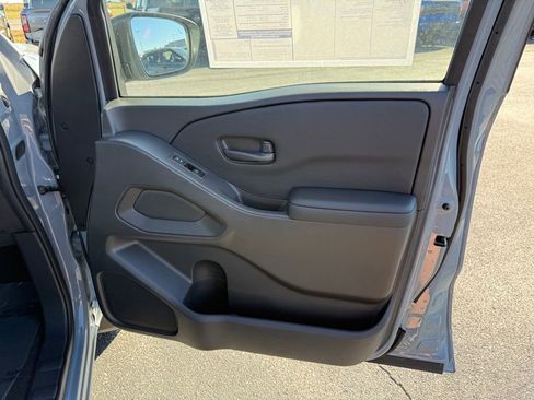 New 2026 Nissan Frontier SV w/ Tow Package image 17