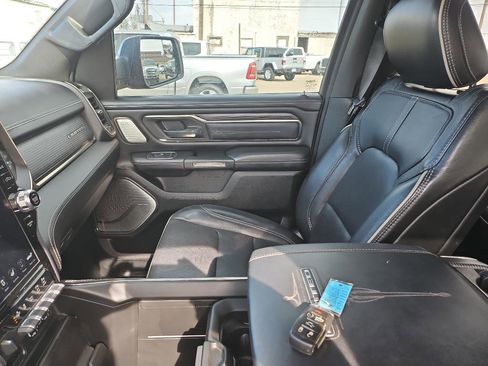 Used 2020 RAM 1500 Limited image 17