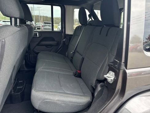 Used 2025 Jeep Wrangler Unlimited Sahara w/ Safety Group image 49