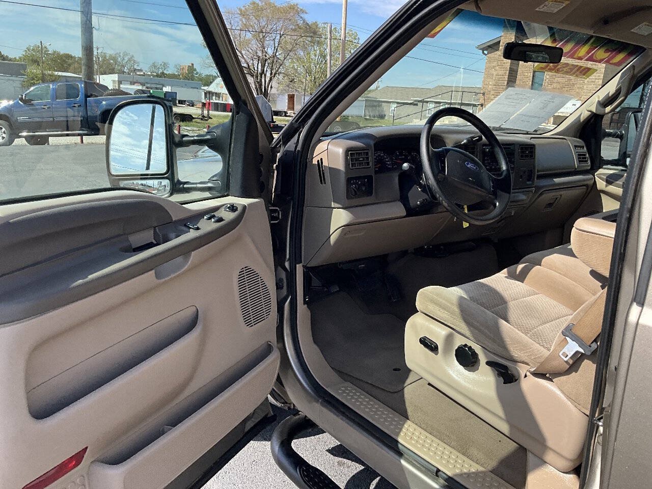 Used 2002 Ford F350 XLT RWD image 21