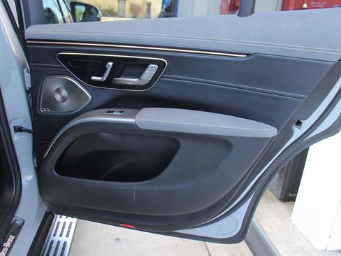 Used 2024 Mercedes-Benz EQS 450+ SUV image 24