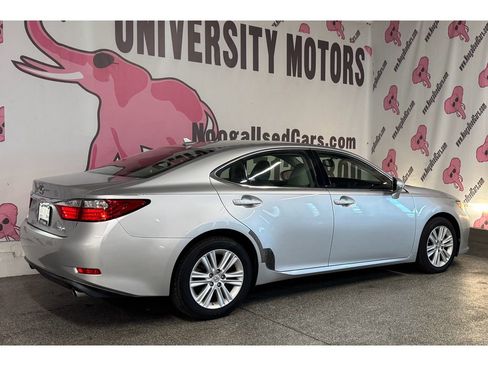 Used 2013 Lexus ES 350 w/ Premium Pkg image 11