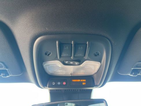 Certified 2025 Chevrolet Colorado ZR2 w/ Technology Package image 39