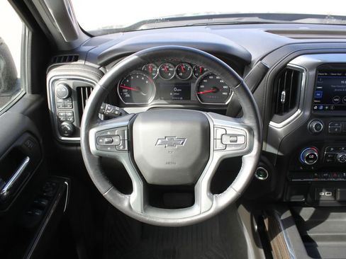 Used 2022 Chevrolet Silverado 1500 RST image 10