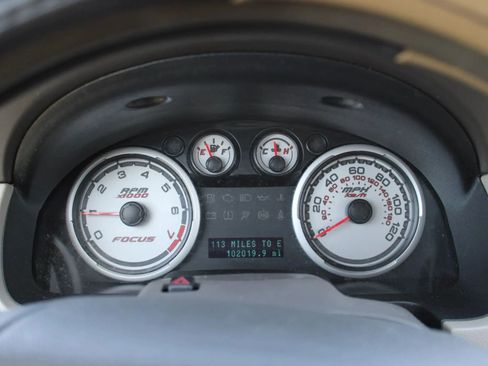 Used 2009 Ford Focus SE image 14