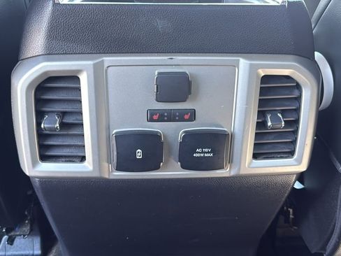 Used 2019 Ford F150 Lariat w/ Equipment Group 502A Luxury AWD/4WD image 18