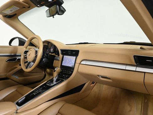 Used 2017 Porsche 911 Carrera S image 18