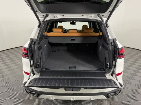 New 2026 BMW X5 xDrive40i w/ M Sport Package image 15