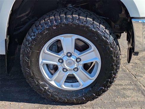 Used 2017 Toyota Tundra SR5 image 10