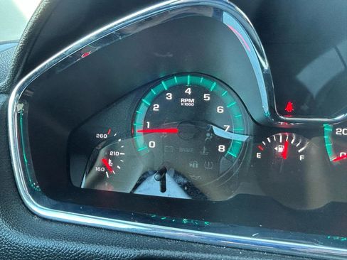 Used 2016 Chevrolet Traverse LT AWD/4WD image 22