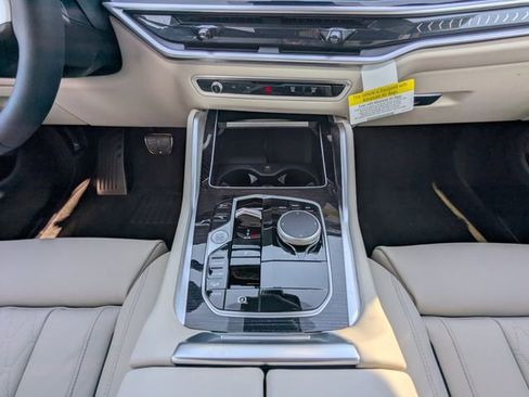 New 2026 BMW X6 xDrive40i w/ Premium Package AWD/4WD image 19