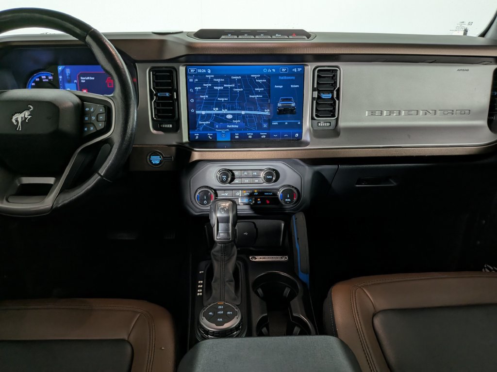 Used 2022 Ford Bronco Outer Banks w/ Sasquatch Package AWD/4WD image 14