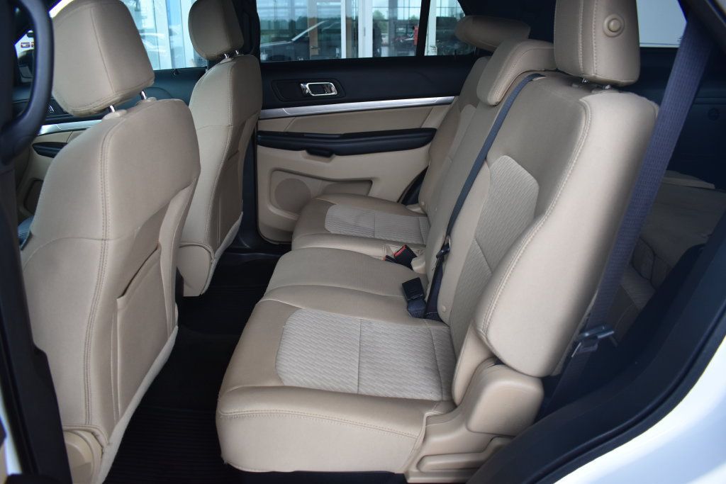 Used 2016 Ford Explorer FWD image 14