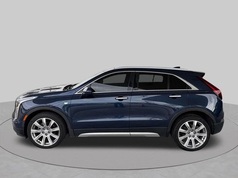 Used 2019 Cadillac XT4 Premium Luxury w/ Cold Weather Package AWD/4WD image 6