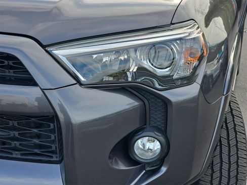 Used 2019 Toyota 4Runner 2WD image 32