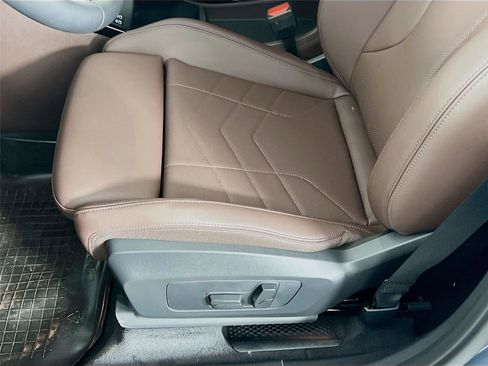 Certified 2025 BMW X1 xDrive28i w/ Convenience Package image 17