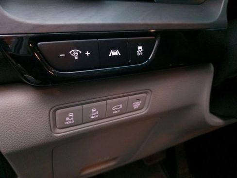 Used 2022 Kia Carnival SX image 27