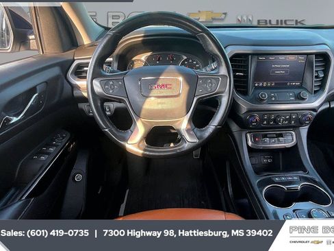 Used 2020 GMC Acadia AT4 w/ Driver Alert Package II AWD/4WD image 5