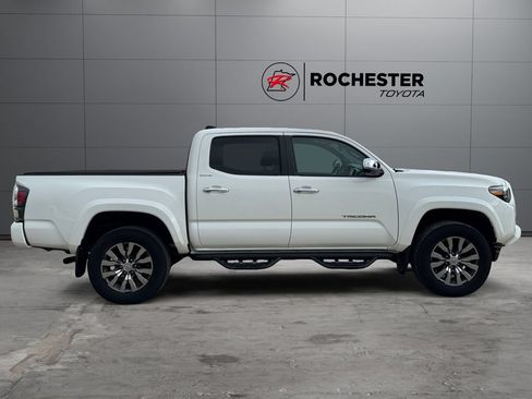 Certified 2022 Toyota Tacoma Limited AWD/4WD image 6