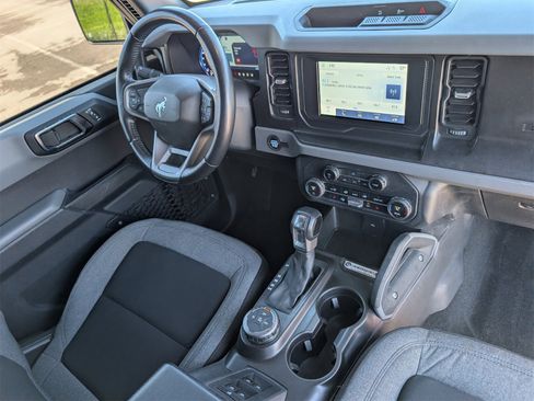 Used 2023 Ford Bronco Big Bend image 8